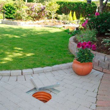 Jesmig 315/425 x 70 mm brønddæksel til integrerede fliser, 1,5 ton