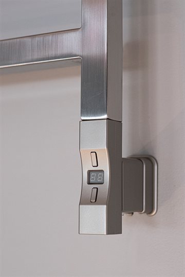 Kriss Nuvo 2 el-varmelegeme 600watt, firkantet profil, steel look